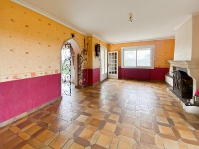 Maison - 135 m² - 6 pièces