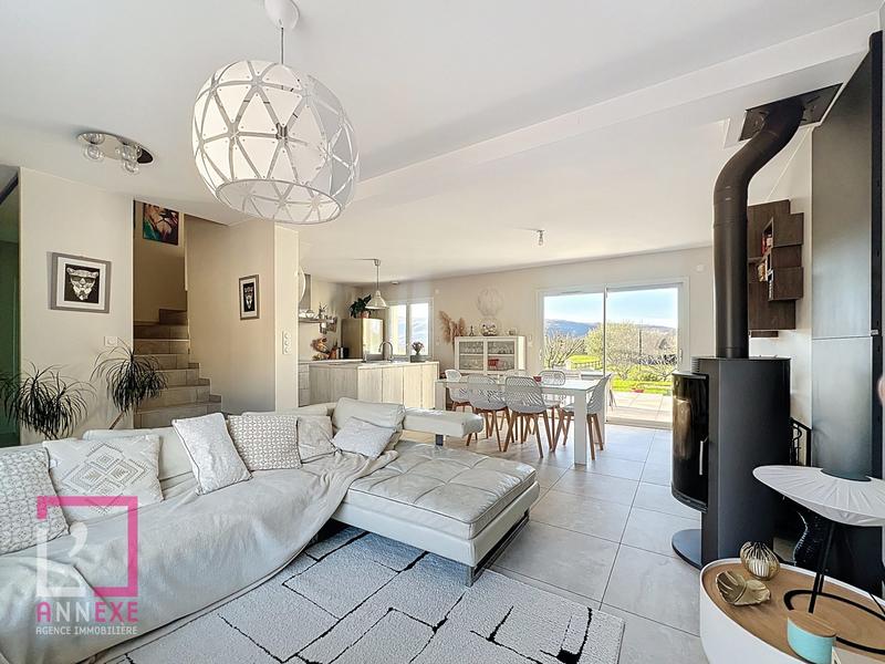 Maison - 125 m² - 5 pièces