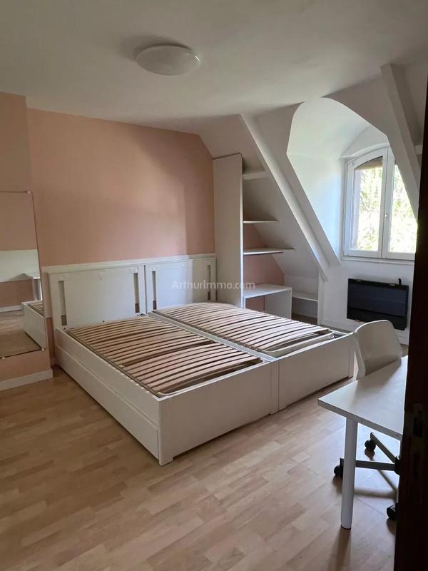 Maison - 154 m² - 10 pièces