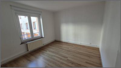 Appartement - 101 m² - 5 pièces