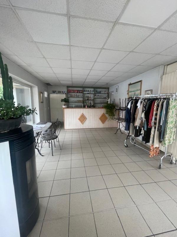 Local commercial - 255 m² - 5 pièces