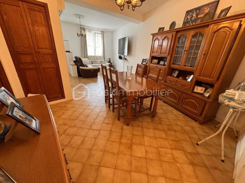 Immeuble - 156 m² - 7 pièces