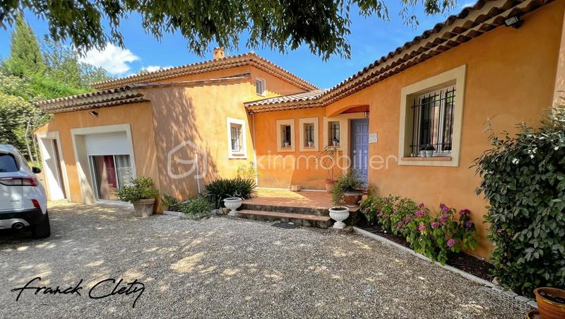 Villa - 175 m² - 6 pièces