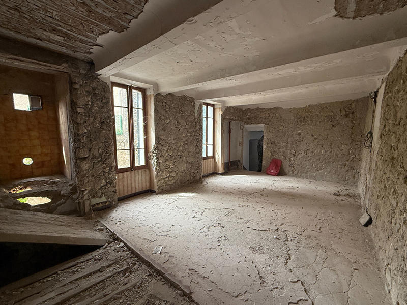 Maison de village - 280 m² - 10 pièces