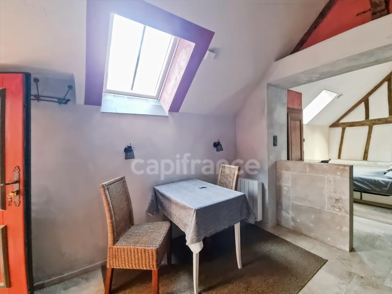 Studio - 24 m² - 1 pièce