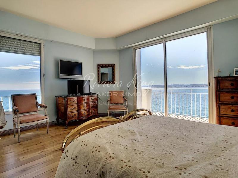 Villa - 320 m² - 9 pièces