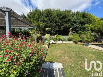 Maison - 177 m² - 6 pièces