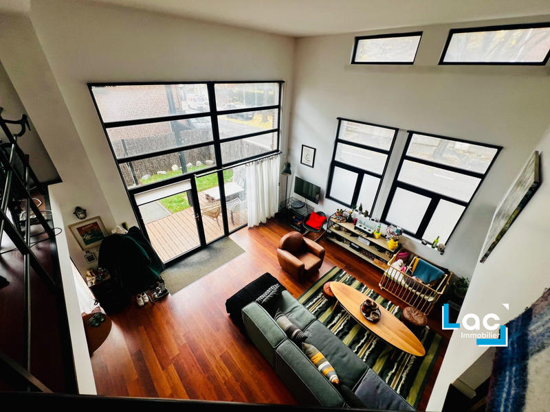 Loft - 136 m² - 5 pièces