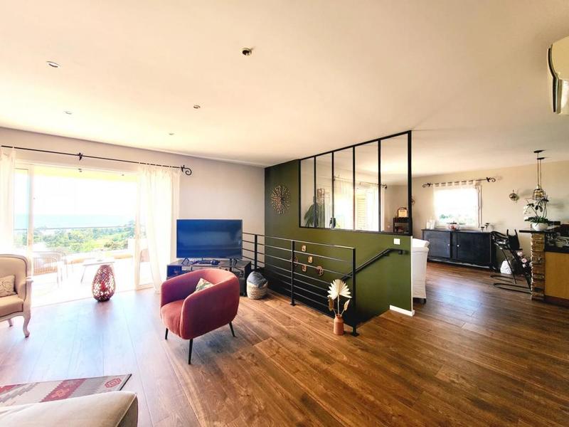 Propriété - 224 m² - 8 pièces