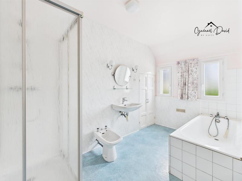 Maison - 133 m² - 7 pièces