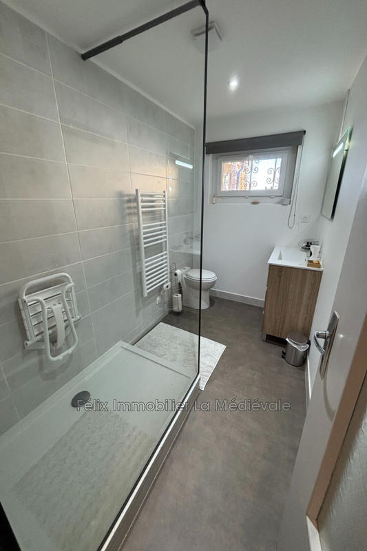 Maison contemporaine - 208 m² - 7 pièces