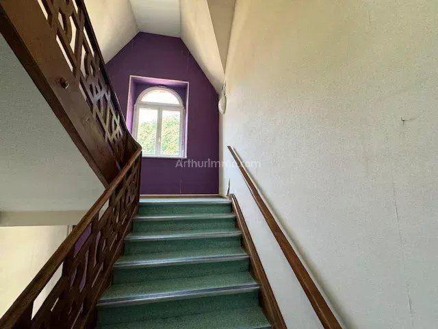 Immeuble - 2 422 m² - 53 pièces