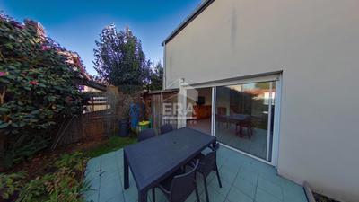 Maison - 106 m² - 4 pièces