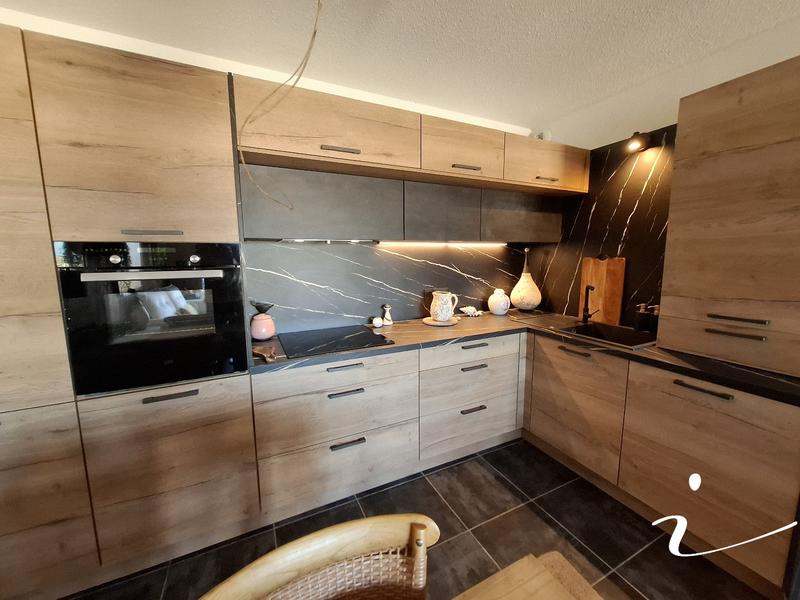 Appartement sur toit - 85 m² - 4 pièces