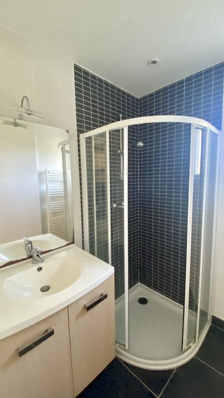 Maison - 92 m² - 6 pièces