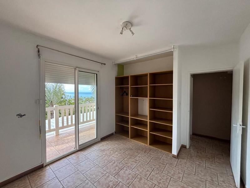 Maison - 180 m² - 6 pièces