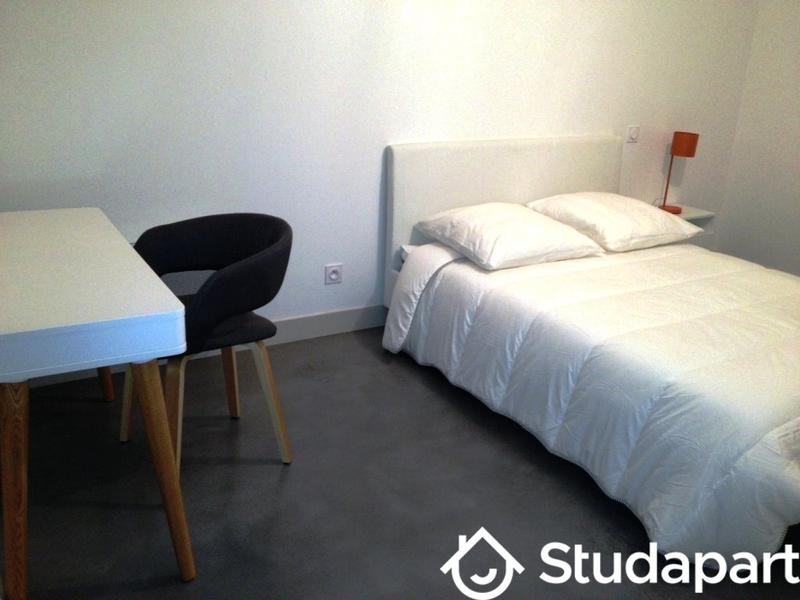 Chambre - 12 m² - 1 pièce