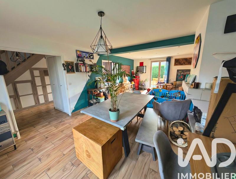 Maison - 95 m² - 6 pièces