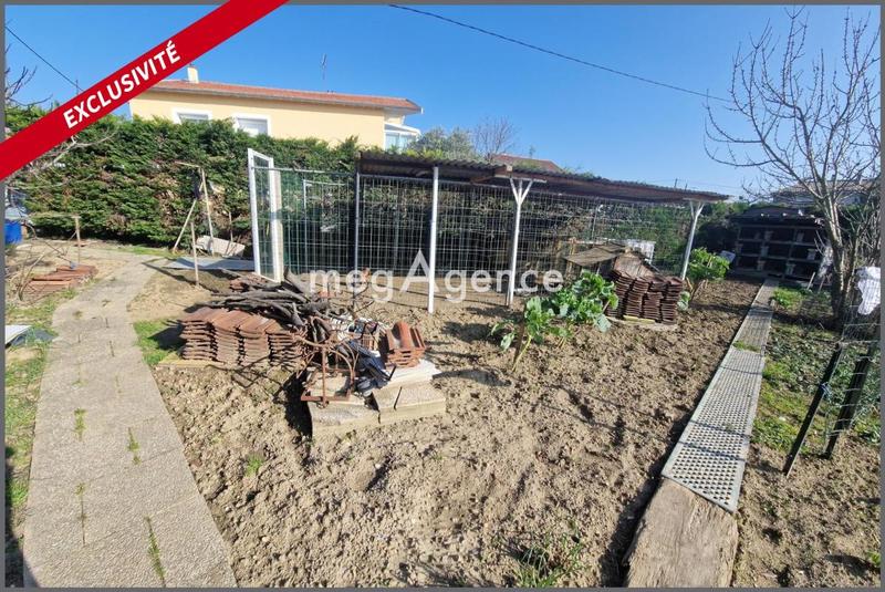 Maison - 328 m² - 12 pièces