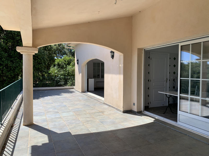 Villa - 183 m² - 7 pièces