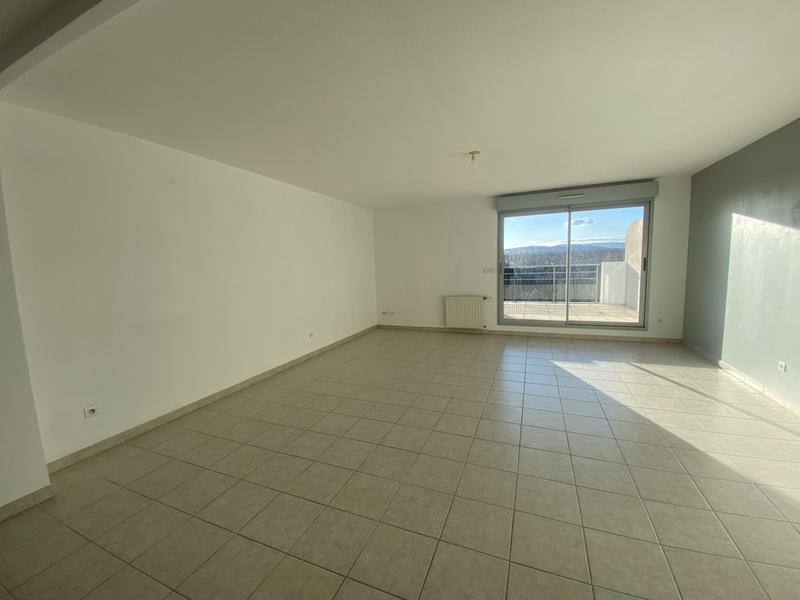 Appartement - 92 m² - 4 pièces