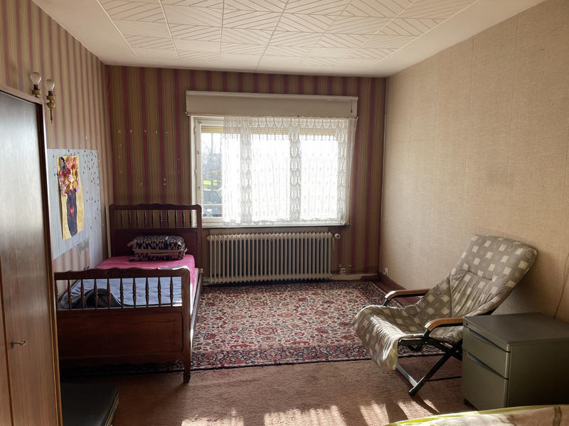 Maison - 170 m² - 9 pièces