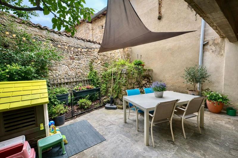 Maison - 70 m² - 3 pièces