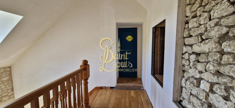 Maison - 300 m² - 8 pièces