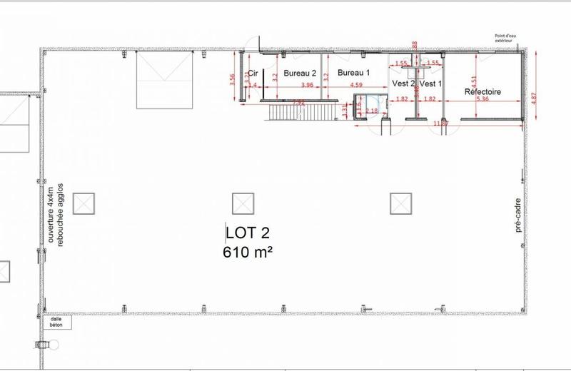Entrepôt - 1 210 m²