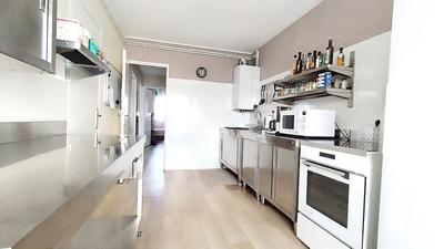Appartement - 95 m² - 4 pièces