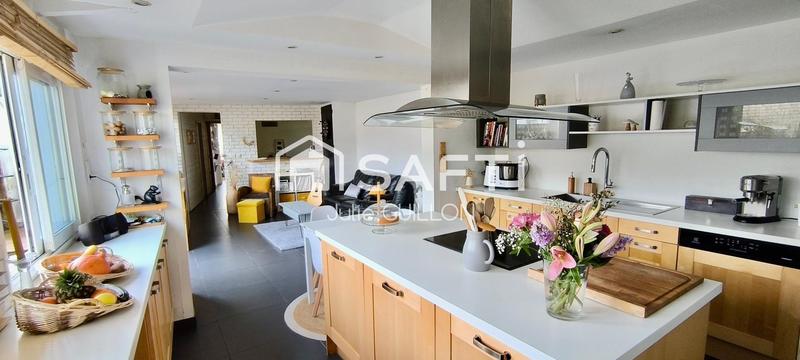 Maison de ville - 131 m² - 6 pièces