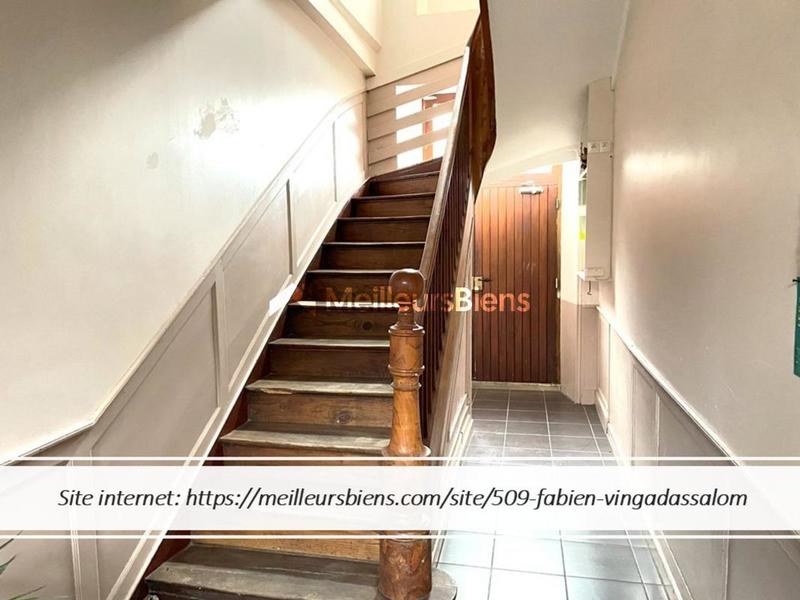 Immeuble - 196 m² - 7 pièces