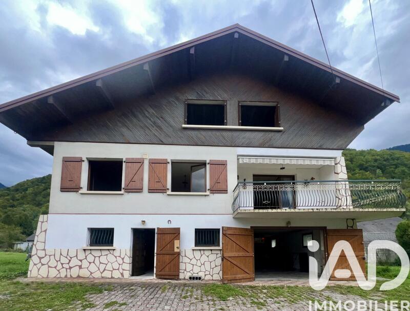 Maison - 120 m² - 5 pièces