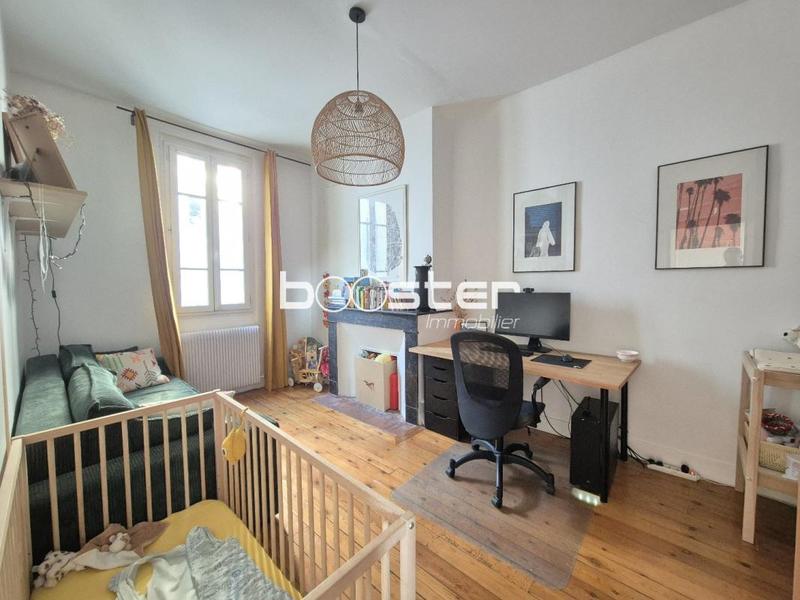 Appartement ancien - 60 m² - 3 pièces