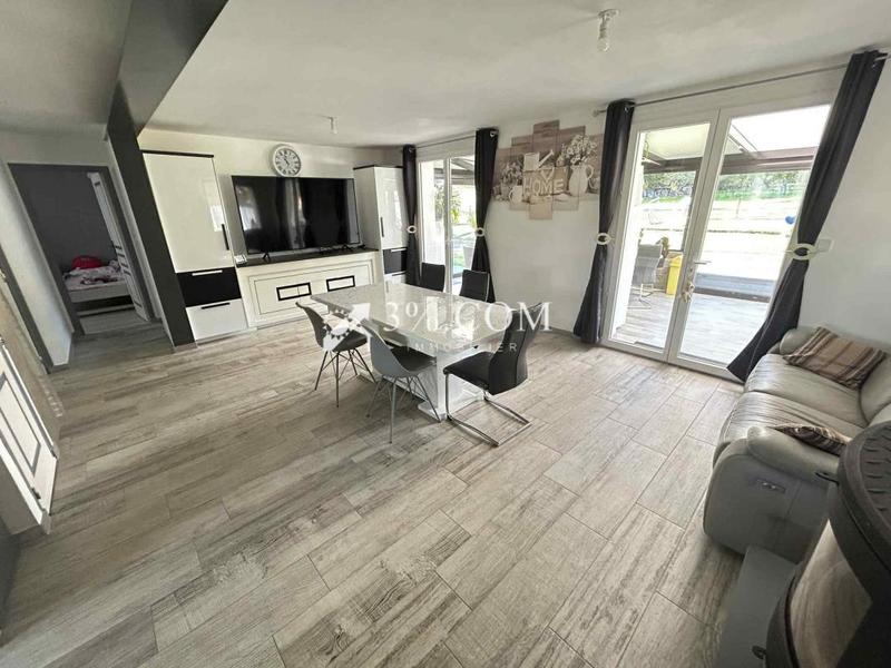 Maison - 128 m² - 7 pièces