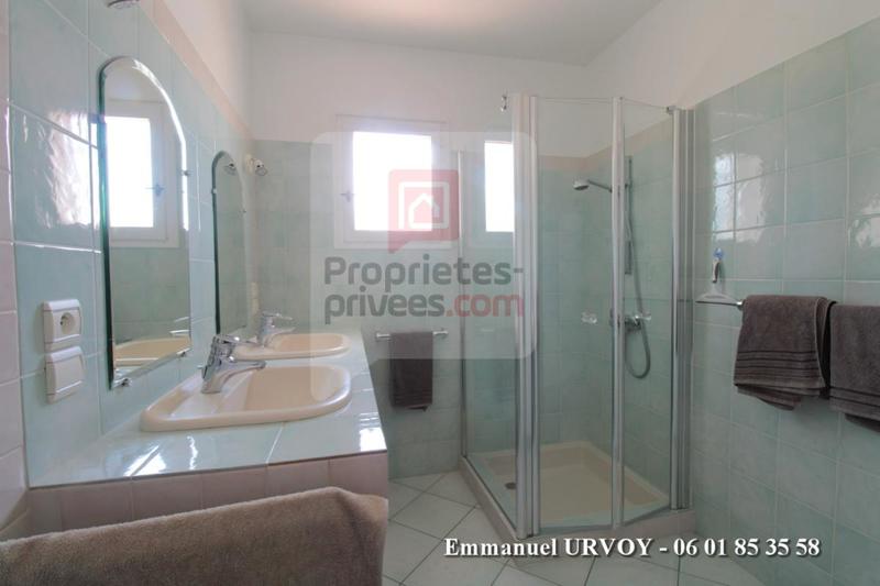 Maison - 135 m² - 6 pièces