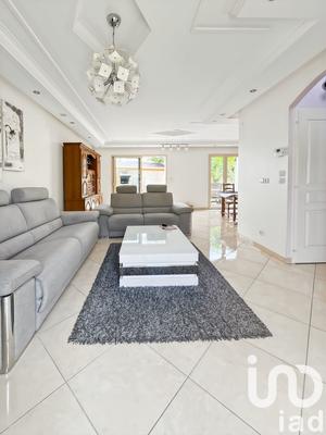 Maison - 168 m² - 6 pièces