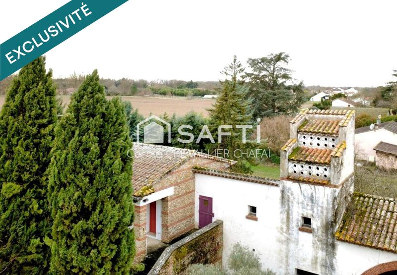 Maison - 280 m² - 9 pièces