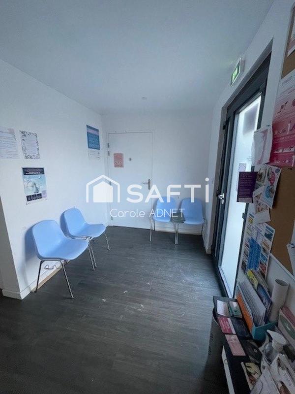 Bureau - 96 m² - 8 pièces