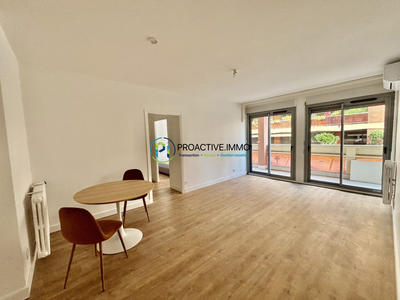 Appartement - 49 m² - 2 pièces