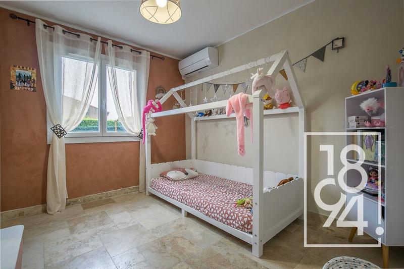 Appartement - 104 m² - 4 pièces