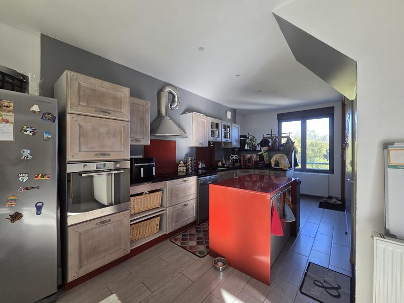 Maison - 137 m² - 5 pièces