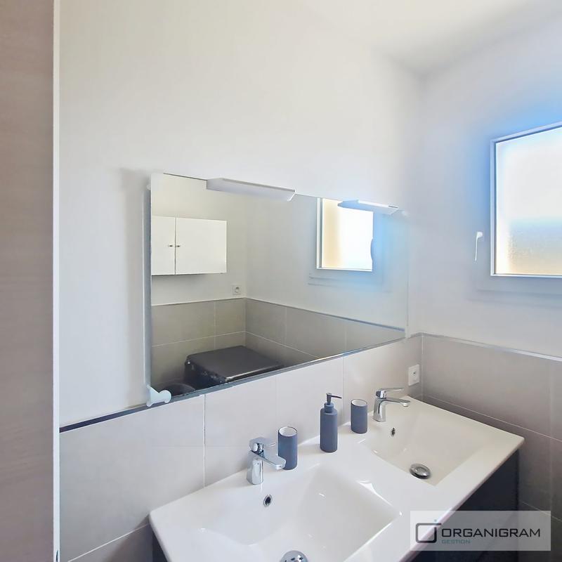 Villa - 101 m² - 4 pièces