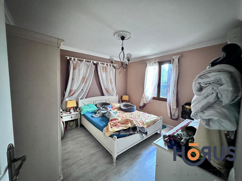 Viager - Maison traditionnelle - 198 m² - 6 pièces