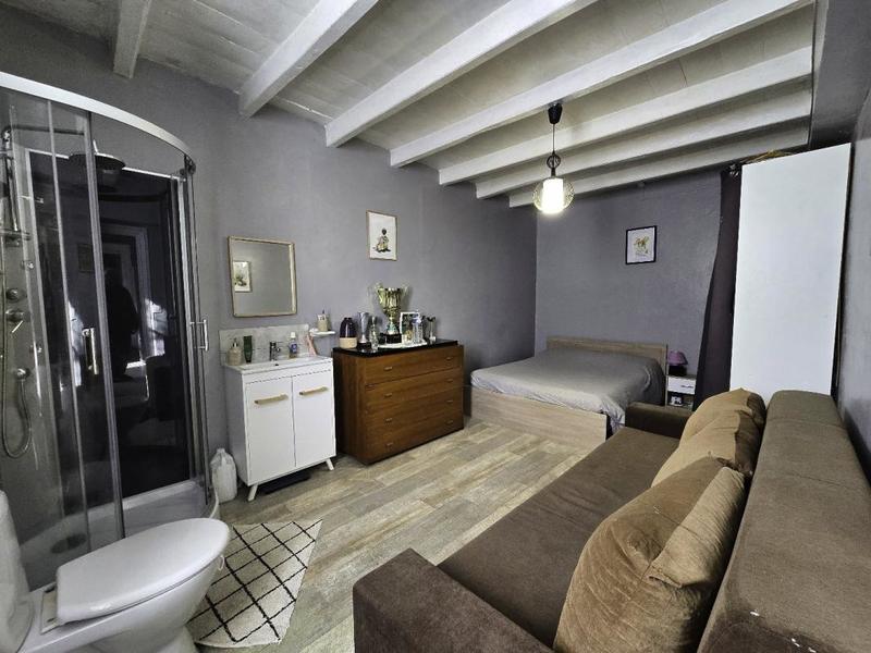 Propriété - 145 m² - 5 pièces