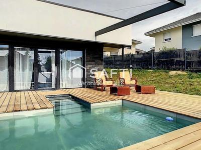 Maison - 125 m² - 4 pièces