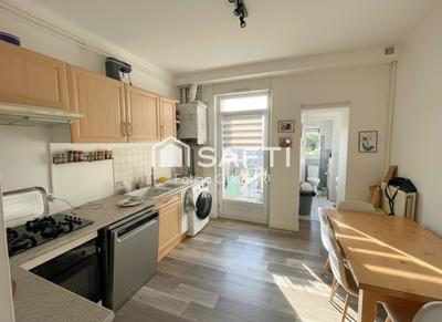 Appartement - 80 m² - 3 pièces