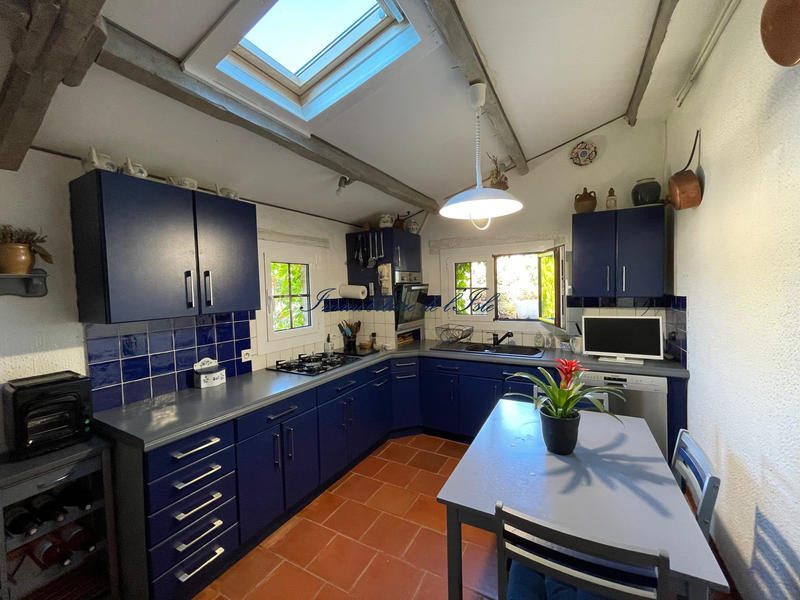 Maison - 400 m² - 10 pièces