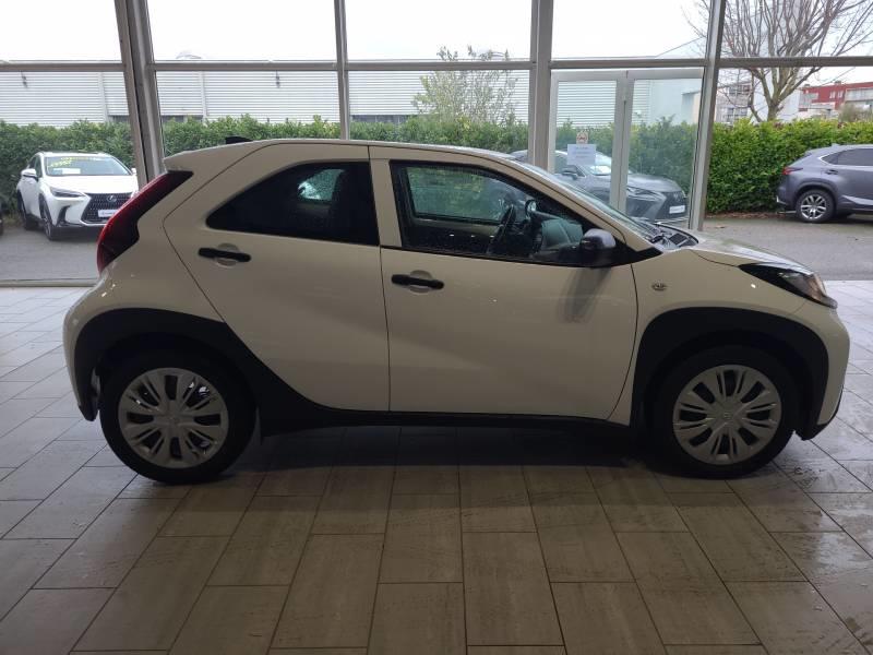 Toyota aygo x 1.0 Vvt-i 72 Active Business