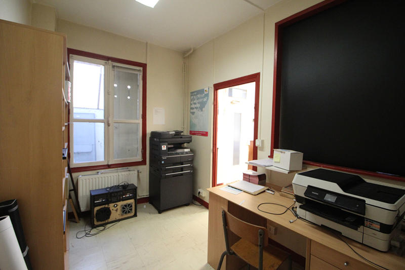 Local commercial - 217 m² - 7 pièces